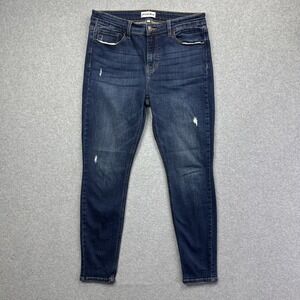 Studio Blue Women's Distressed Jeans Size 30